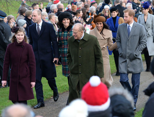 ▲▼梅根在與哈利結婚前就打破慣例，出席2017年的王室聖誕節慶祝活動。（圖／取自英國王室網頁）