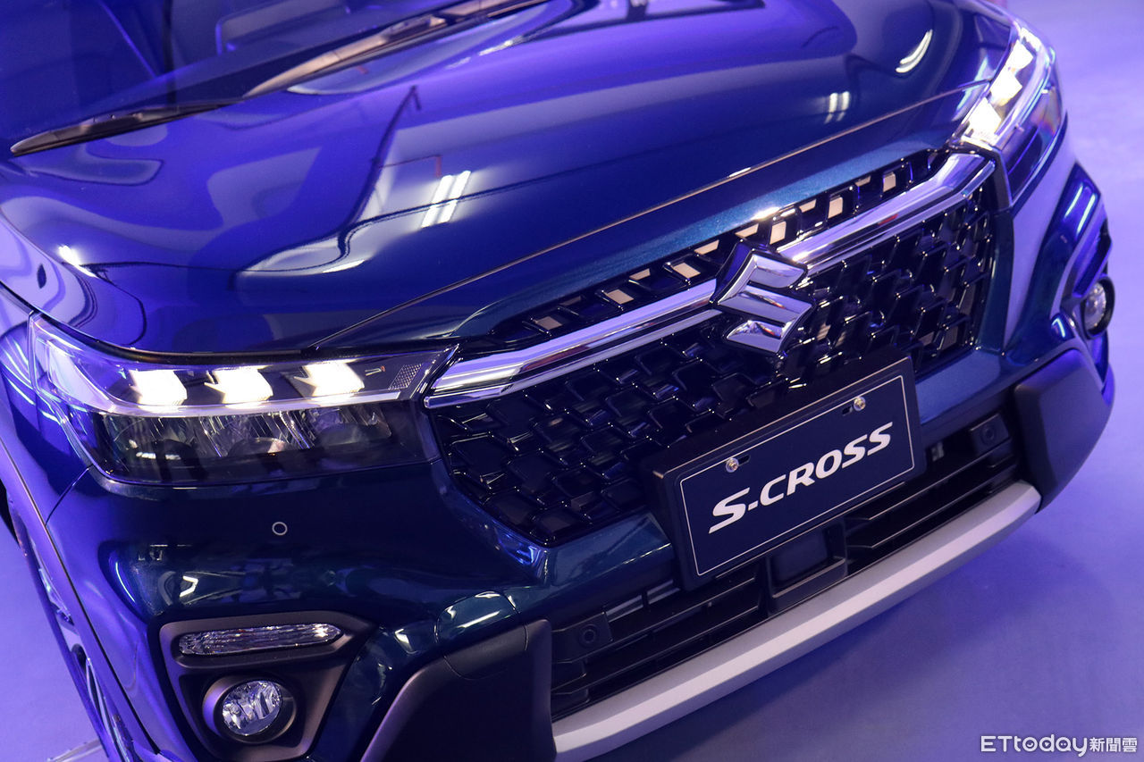 ▲98萬起！Suzuki「S-Cross新休旅車」開賣　標配油電＆導入四驅。（圖／記者張慶輝攝）