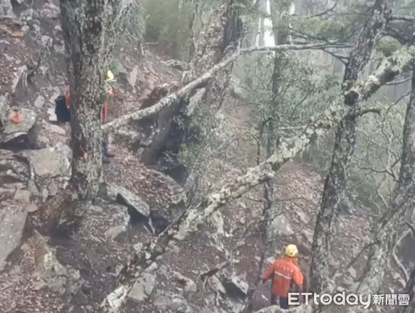 ▲▼ 法官陳伯均失聯，山區下雨暫停搜救。（圖／記者哈勇嘎奧翻攝）