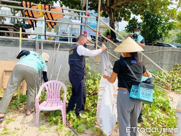 ▲民眾黨墾丁南灣淨灘             。（圖／民眾黨屏東縣黨部提供，下同）