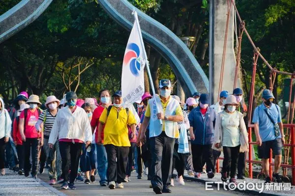 ▲200人參加健行活動。（圖／記者楊漢聲翻攝）
