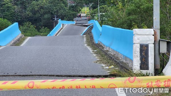 ▲▼ 花蓮卓溪大橋。（圖／記者楊漢聲翻攝）