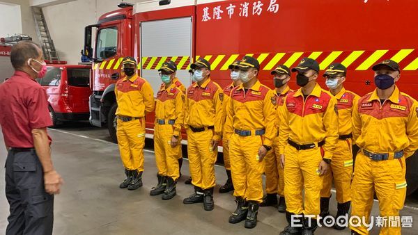 ▲台東大地震！基隆消防局召回15名特搜救人員 火速馳赴花東救災。（圖／記者郭世賢翻攝）