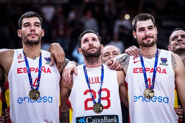 ▲▼西班牙奪得歐錦賽冠軍，厄南戈梅茲兄弟。（圖／取自FIBA）