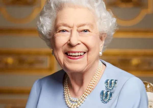 ▲▼英國女王伊莉莎白二世生前未曝光的肖像照。（圖／翻攝自Facebook／The Royal Family）
