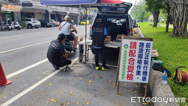 ▲環保局進行空氣品質稽查             。（圖／記者陳崑福翻攝，下同）