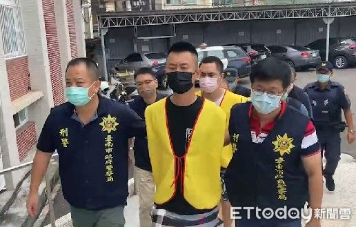 ▲台南地檢署主動指揮警方將帶頭及滋事者拘提到案，初步調查涉案人約20多人，目前首批開出8張拘票，已有5人到案說明。（圖／記者林悅翻攝，下同）