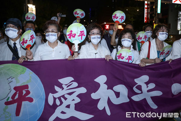 ▲前副總統呂秀蓮出席921「愛和平、保台灣」遊行。（圖／記者林敬旻攝）