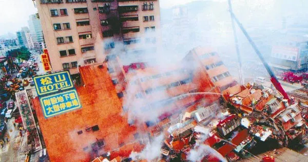 ▲▼ 慘劇／921北市震度4級…八德路「東星大樓」應聲倒　「87人遭活埋」重建現況曝。（圖／CTWANT提供）