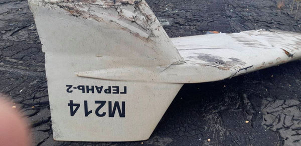 ▲▼在烏克蘭哈爾科夫發現伊朗製Shahed-136無人機殘骸。（圖／路透）