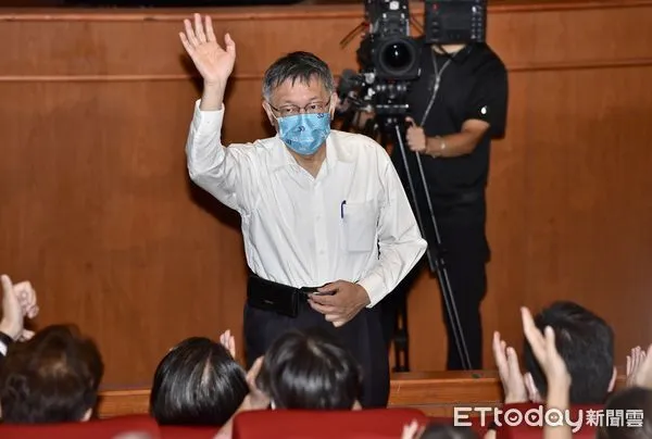 ▲▼黃珊珊競選總部成立大會,柯文哲 。（圖／記者李毓康攝）