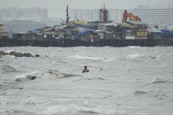 ▲▼颱風諾盧（Typhoon Noru）25日登陸菲律賓。（圖／達志影像／美聯社）