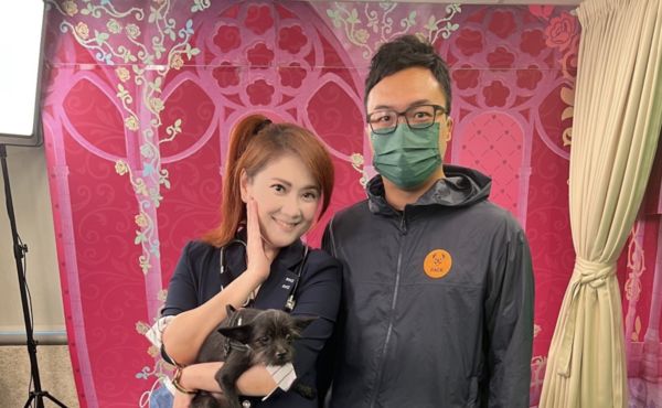 ▲▼《健康超給莉》左主持人薛楷莉 右流浪犬訓練師，右台大血液腫瘤科田豐銘醫師             。（圖／中天新聞提供）