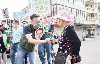 遭張善政批空殼立委 鄭運鵬要求尊重選舉結果:空殼如何連任?
