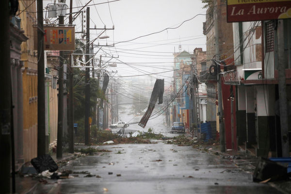 ▲▼颶風伊恩（Hurricane Ian）27日侵襲古巴西部地區。（圖／路透）