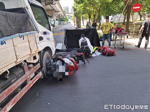 ▲▼貨車違規左轉撞死機車騎士             。（圖／記者陳以昇翻攝）