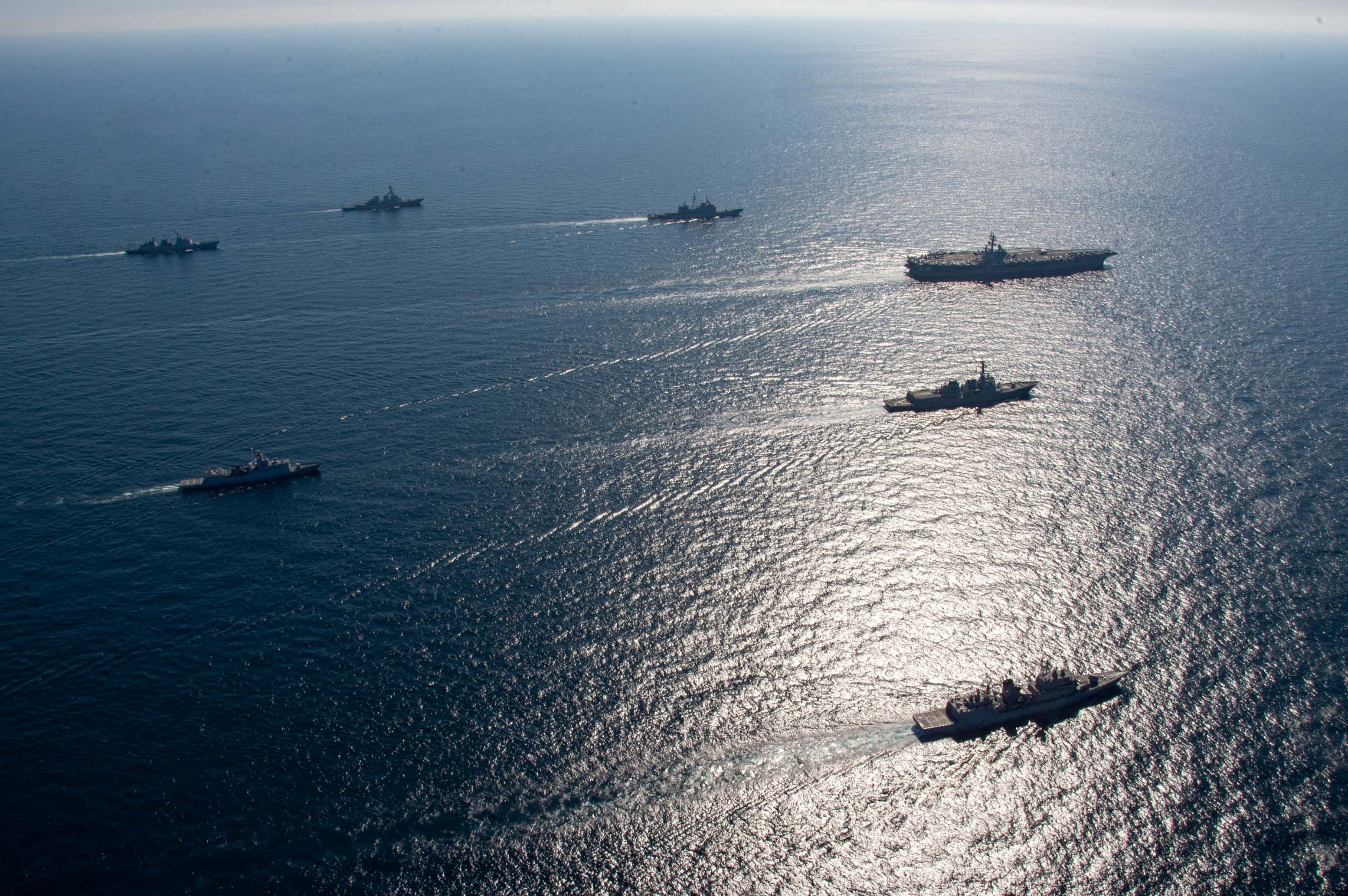 ▲美國核動力航母雷根號停靠釜山，9月26至29日與南韓海軍展開海上聯合訓練。（圖／路透）
