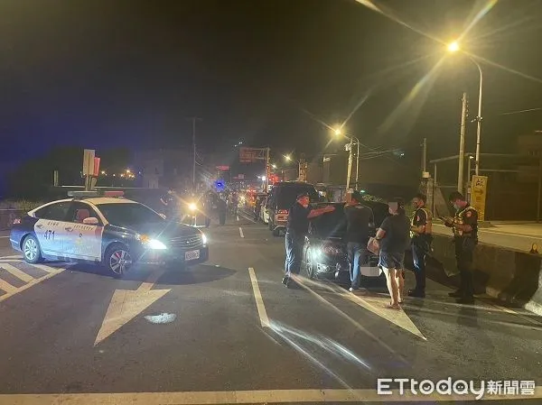 ▲警方首創利用「汽車維修內視鏡錄影設備」，讓改裝車一一現形。（圖／楊梅警分局提供）