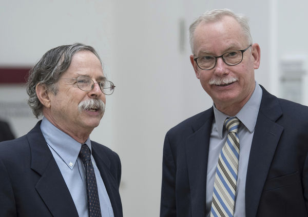 ▲▼耶魯大學遺傳學家霍里奇（Arthur L. Horwich，右）與德國生物化學家哈特爾（Franz-Ulrich Hartl，左）。（圖／達志影像／美聯社）