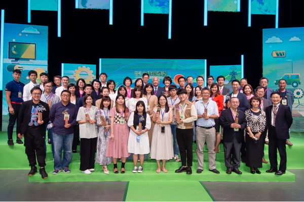 圖四：世新大學在第6屆《全球華文永續報導獎》一舉奪下5項大獎，榮登得獎數最多之學校。（圖／世新大學提供）