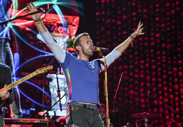 快訊／Coldplay主唱「肺部嚴重感染」醫生下通牒　巡演行程緊急取消
