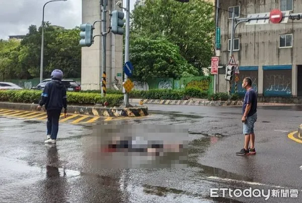 ▲▼女子自板橋光復橋墜落             。（圖／記者陳以昇翻攝）