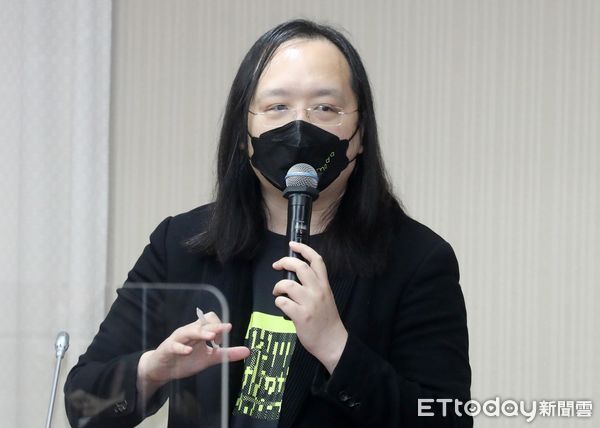 實聯制、點餐系統皆惹議　羅智強批「他」步上陳時中後塵跌落神壇 | ETt