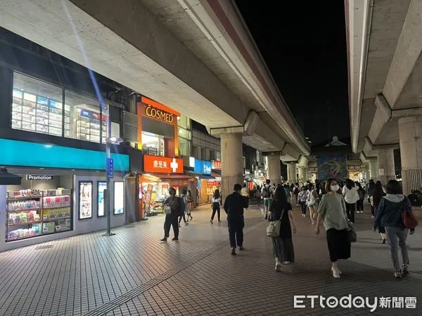 ▲▼士林捷運站。（圖／記者項瀚攝）