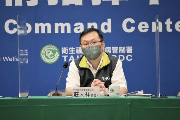 ▲▼10/5中央流行疫情指揮中心發言人莊人祥。（圖／指揮中心提供）