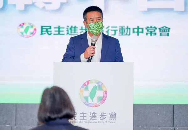 ▲▼民進黨「翻轉中台灣」記者會 蔡英文 蔡其昌 蔡培慧 徐定禎 黃秀芳。（圖／民進黨提供，下圖同）