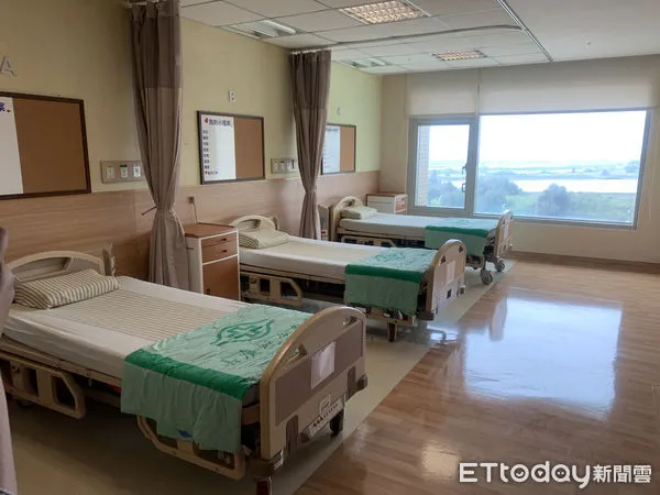 ▲雲林長庚紀念醫院本著取之社會、用之社會的理念，在國內人口持續老化之際，投入住宿式全日型長期照顧服務，嘉惠沿海需長期照護服務的家庭。（圖／記者蔡佩旻攝）