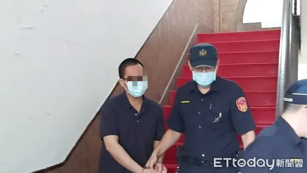 ▲▼補習班主任李俊毅，逼少女拍下不雅照片共8百張，還用肛塞、牙刷。（圖／記者吳銘峯攝）