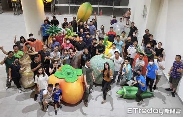 ▲▼ 全民運動會發光在嘉義 民間組隊為選手加油 。（圖／記者翁伊森翻攝）