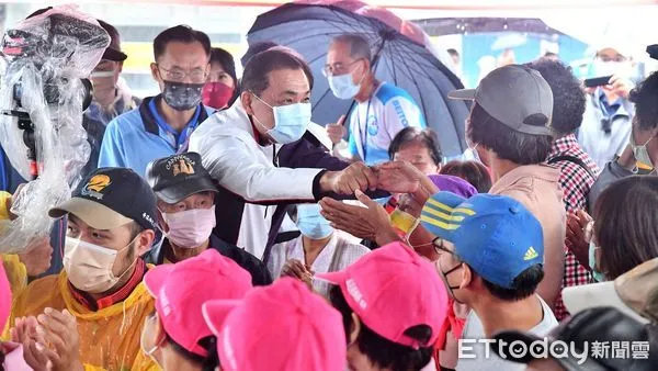 ▲新北平菁橋改建完工通車 侯友宜盼提升通行安全與舒適性。（圖／新北市工務局提供）