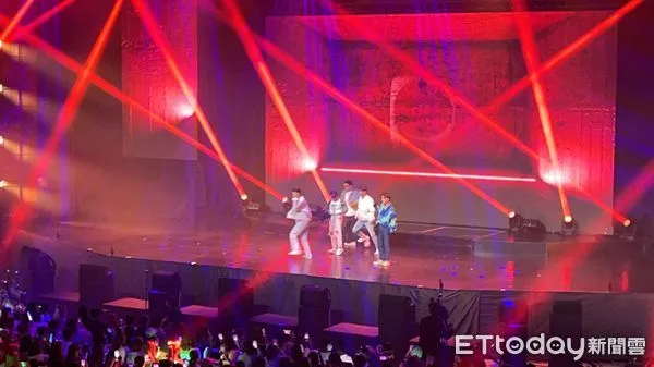 ▲▼《原子少年》演唱會。（圖／讀者提供）