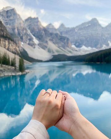 ▲Mira在加拿大夢蓮湖被求婚。（圖／翻攝自Instagram／mirasgarden）