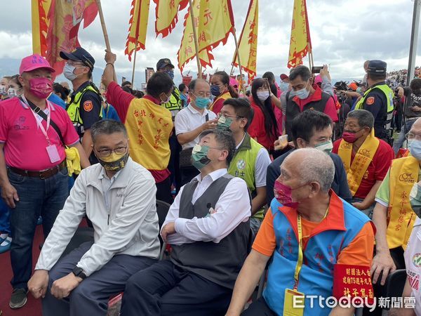 ▲▼陳時中今天上午出席台北葫蘆寺建廟75周年九聖關渡宮會香大典。（圖／記者呂晏慈攝）