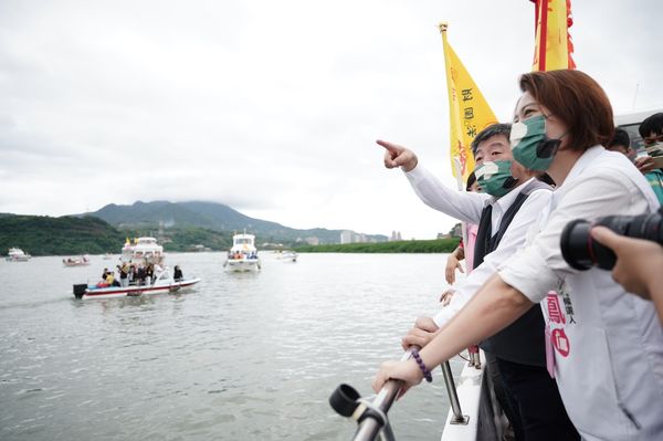 ▲▼陳時中出席台北葫蘆寺建廟75周年九聖關渡宮會香大典。（圖／陳時中競選辦公室提供）