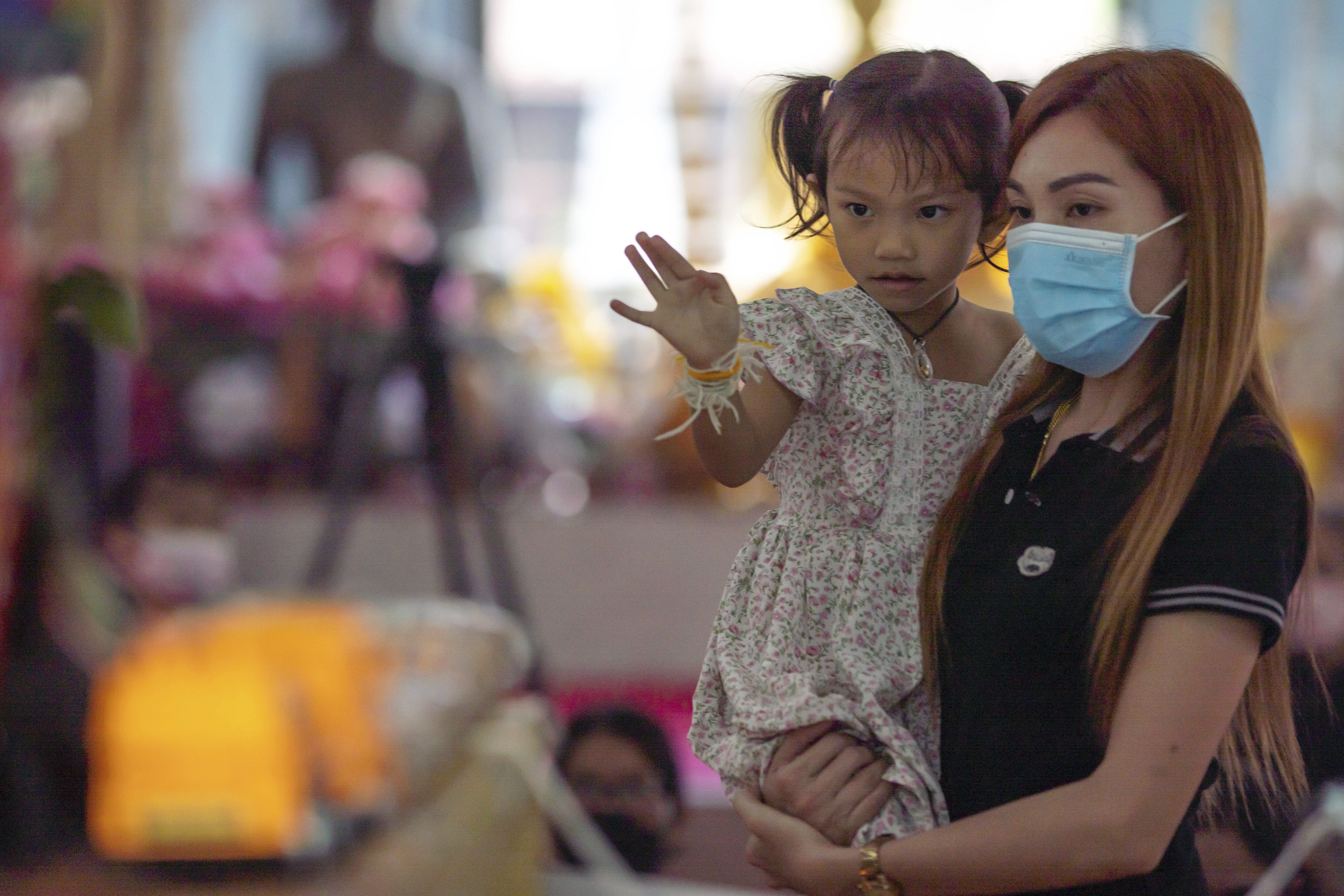 ▲▼ 泰國托兒所慘案唯一毫髮無傷的3歲女童Pavenuch Sukonwong，綽號艾米（Ammy）。（圖／達志影像／美聯社）