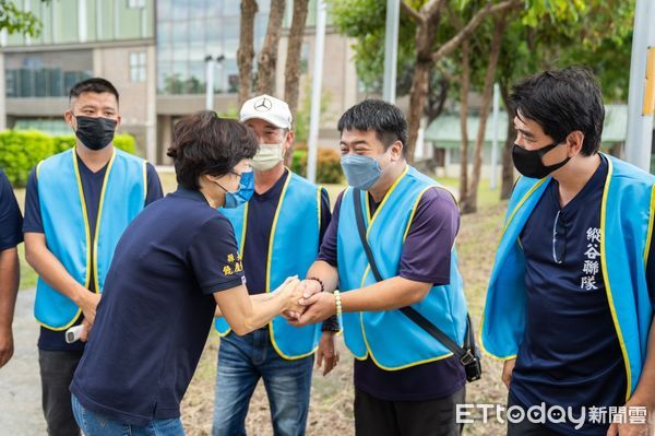 ▲▼台東率先試行「TTGO花東溫馨接送預約媒合服務」專案，提供台東轉運站與玉里火車站各一趟次接駁。圖／台東縣政府提供，下同）