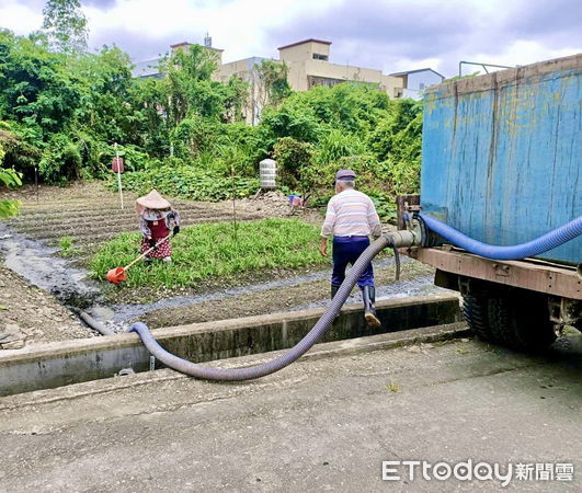 ▲畜牧廢水變肥水，環保局歡迎農民一同加入。（圖／記者楊漢聲翻攝）