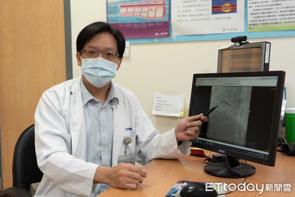 ▲命大！貨車司機心肌梗塞還硬上路飆100多公里回台中就醫，醫生搖頭。（圖／院方提供）