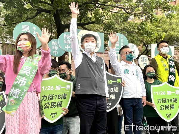 ▲▼陳時中萬華站路口。（圖／記者許靖騏攝）