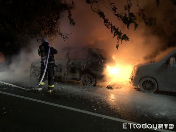 ▲▼       台中神岡深夜火燒車，車內驚見一具焦屍      。（圖／記者鄧木卿翻攝）