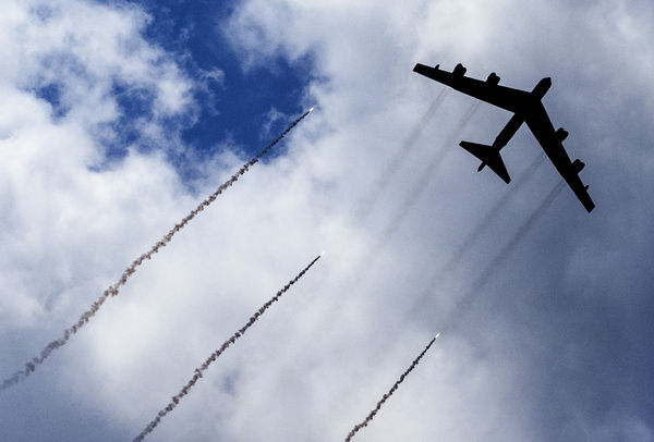 ▲▼美軍將在北約軍演中派出B-52遠程轟炸機，在比利時、北海和英國上空模擬投擲原子彈的戰機演練。（圖／達志影像／美聯社）
