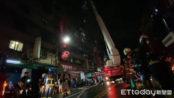 ▲新北市三重區凌晨發生民宅火警。（圖／記者游宗樺攝）