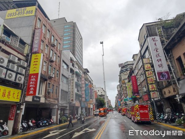 ▲▼台北延平北路封路管制進行救援 。（圖／記者林振民攝）