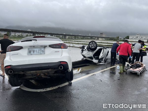 ▲▼宜蘭2車追撞。（圖／記者游芳男翻攝）