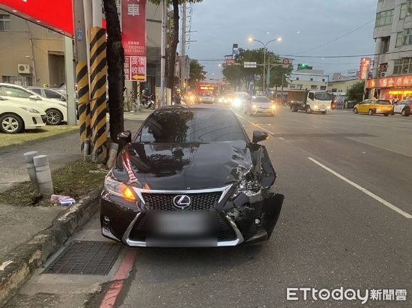 ▲▼車禍。（圖／記者陳雕文翻攝）