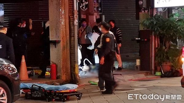 ▲▼萬華青山宮警匪對峙，歹徒放人質自轟。（圖／記者黃彥傑攝）